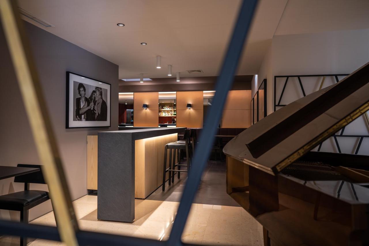Hotel Girassol - Suite Hotel 푼샬 외부 사진