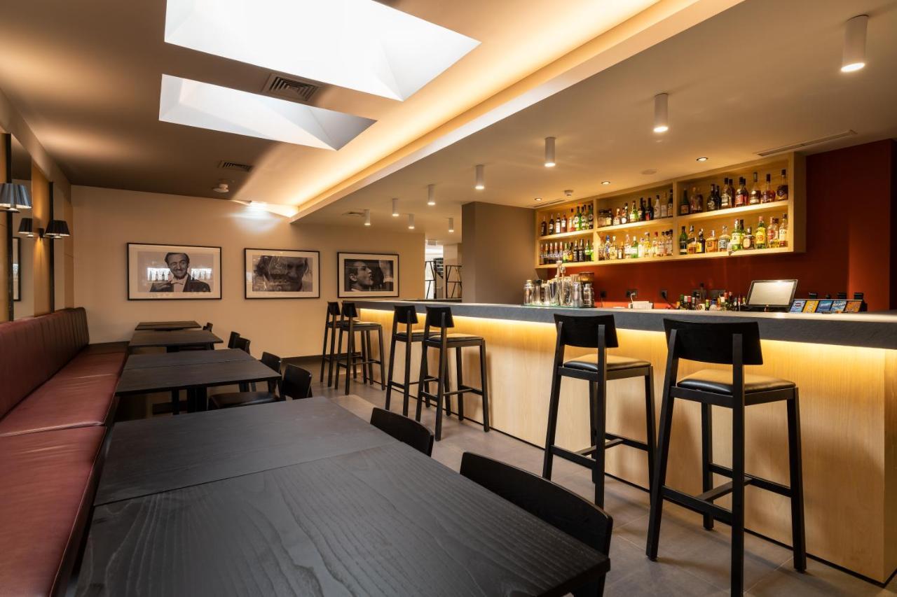 Hotel Girassol - Suite Hotel 푼샬 외부 사진