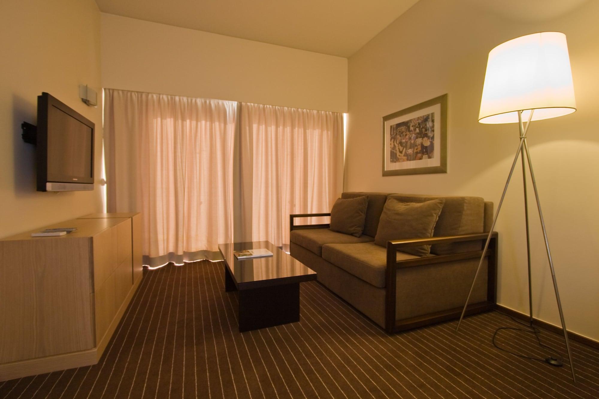 Hotel Girassol - Suite Hotel 푼샬 외부 사진